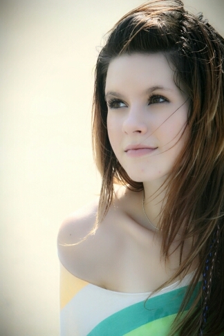 AnnaSamX3's profile picture. 