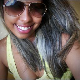 Olhar pra frente, seguir em frente, sem olhar pra tras. e se um dia eu errei, foda-se o meu passado! naão quero nem saber se vou ser jugada (88!