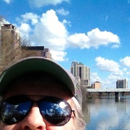 and then the sun came out.
journalist, musician, dad