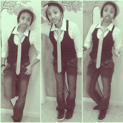 I juz love to have fun and live my life to the fullest:)