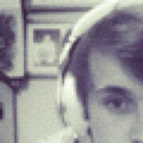 i love football and music , the valleys and geordie shore is the best thfc for life