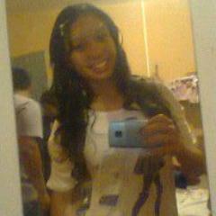- Minha Branquela ? Tu es tão importante pra mim , sempre vou lembrar de vc com aquele sorriso lindo no rosto :D Te Amo Muito ' s2
Viia: @Breenda_Snts ♥