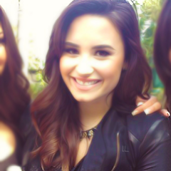 justbreatheddl's profile picture. Putting my defenses up because I don't wanna fall in love. If I ever did that, I think I'd have a heart attack.