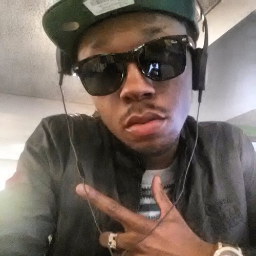 Im just cool,laid back i do music (Sing and Songwrite) schooling and staying busy!!!!