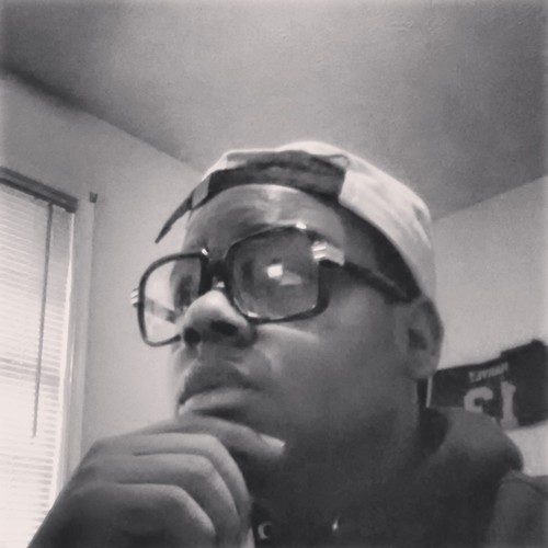 OfficleBandGeek's profile picture. 