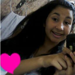 Sou uma menina loka mas no mesmo tempo eu gosto das pessoas nao gosto de pessoas falsas amo minha família e amo dançar td os tipos de musicas♥ bye:gabriele.c.j♥