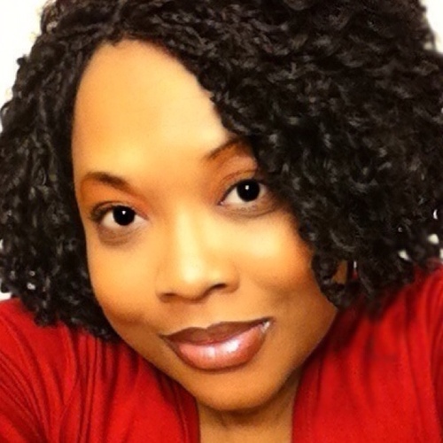I'm a Graphic Designer, Wife, Mother and Dreamer! -Smooches 😘