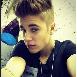free follow. follow @shaniafayexo