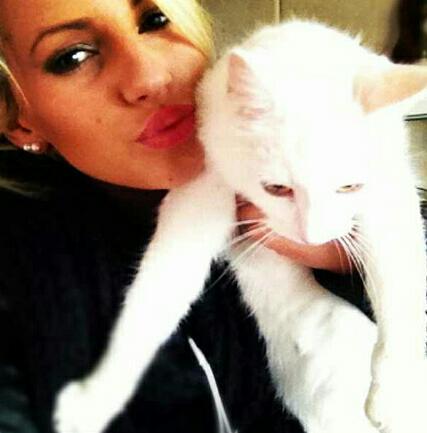 natosha_wolfe's profile picture. 23, Single, living my life to the fullest of course!!:)