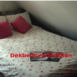 Duvet covers (dekbedovertrekken) are the important bedroom accessories which provide a stylish look to your bedroom.