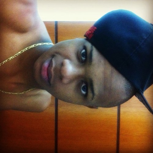 andrecremel's profile picture. 