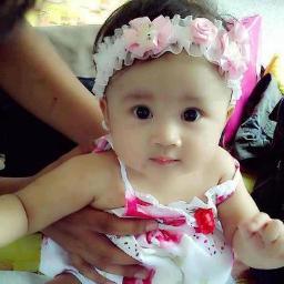 3 hye,,my name is fatin.. follow me,n i will follow u back! lurve u guys 3