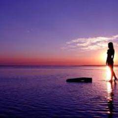 AngieMay_uk's profile picture. Wife, mother, business woman with a love of boats, art and good wine.