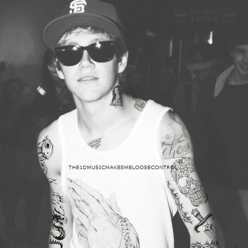 Mehoranass's profile picture. Come back to me. in my heart I still believe we were meant to be, together so whatever it takes.