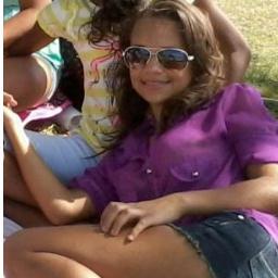 * Jheniffer Gabrhyela (Fontinely) :Sorry , ^^^  Pisciana , 14 , *----* Give  Your Heart a Break '(66 ,  LUTO :@ ChorãO *-* GRD '