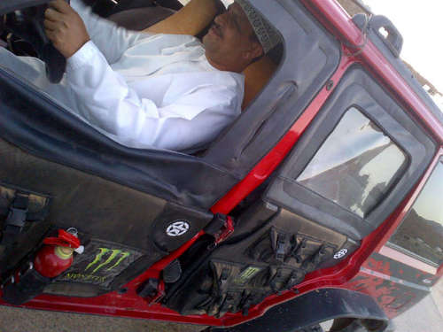 ‏‏‏كنت باﻻمس عماني . وانا اليوم عماني . وغدا ابقى عماني . ومدى الدهر عماني . sssw8600@hotmail.com