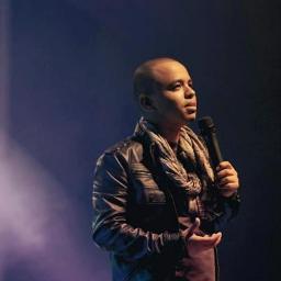 Lançamento do DVD Somos Iguais do cantor e compositor @ThiagoGrulha Será no dia 19//04/12 (Ingressos disponíveis em breve ) Aguardem
