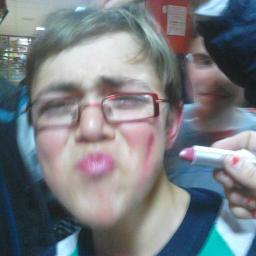 Estoy soltero si quereis rollo ya sabeis:))
Priego de Cordoba.
Canal De Youtube:http://t.co/fbyt96rRrc Suscribansee¡¡¡¡
