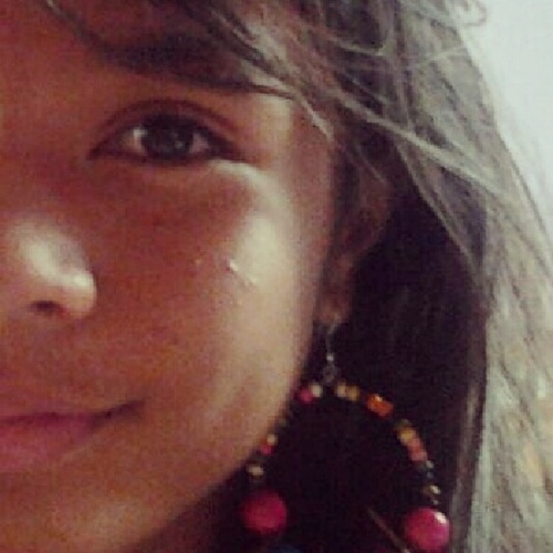 I'm good but not an #Angel.I do sin but I'm not the #Devil.I'm just a #Girl in a big #World trying to find #someone to #love.Follow me and I'll follow back !!:)