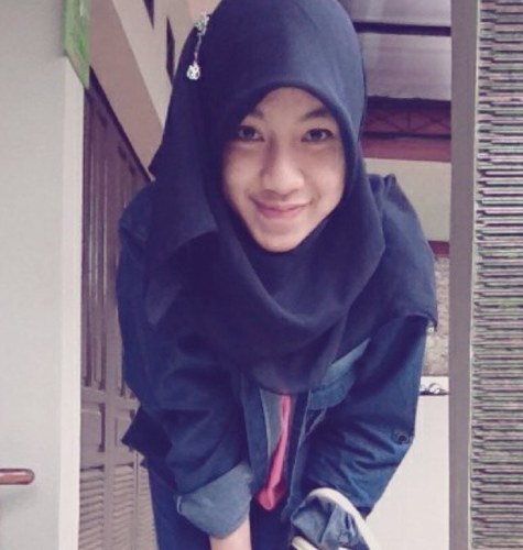 Med student |17 SHS |sparks |instagram: MeinyNastridha