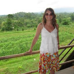 laurakln31's profile picture. 