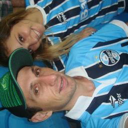 Extrovertido, Simpático, Sincero e a melhor qualidade, GRÊMISTA!!!! Aqui é Futebol e Pagode sempre!!!!