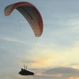 Todo sobre el Vuelo Libre en México y el mundo. Parapente, paramotor y Ala Delta. Síguenos y te seguimos (
