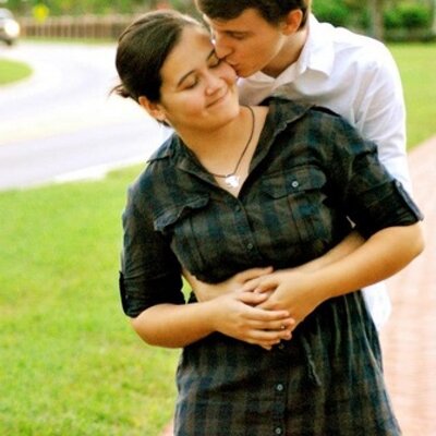Angelica Smith dan Adam Smith