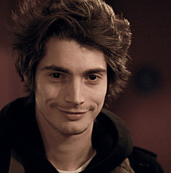 perssonne humaine,homme,sympa, marant