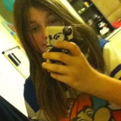 My name emily my best friend is melia embryy and im in  middle school