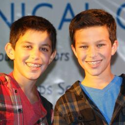 SharpBrosFansit's profile picture. this is the official @sharpbrosmusic fansite, vist them on http://t.co/HP7Kq8NKc7 &  http://t.co/aaUPa4aS9a get this trendin #sharpie