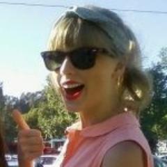 I'm a swiftie .... That's all you need to know. Never forget the essence of your sparkle 3