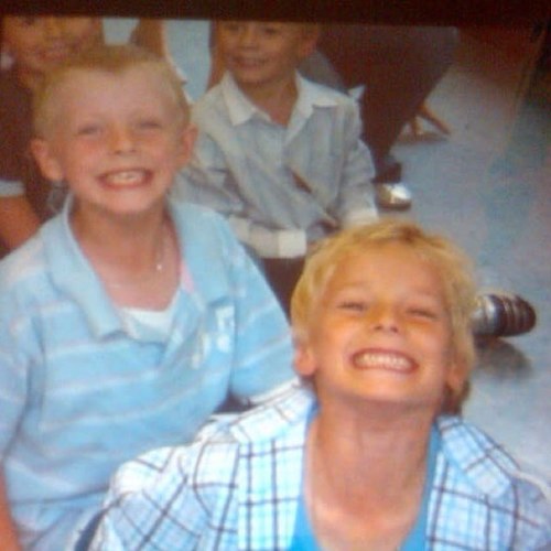 jaygunnerdrew's profile picture. Follow me and i will follow you back... COME ON NEED MORE FOLLOWERS