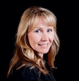 Microbiology Charge Technologist, mother, reader, baker and lover of all kitchen gadgets 🇨🇦