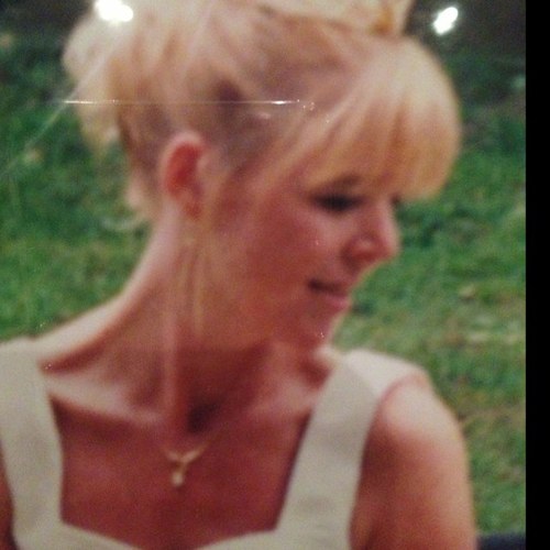 cutiecaron's profile picture. 