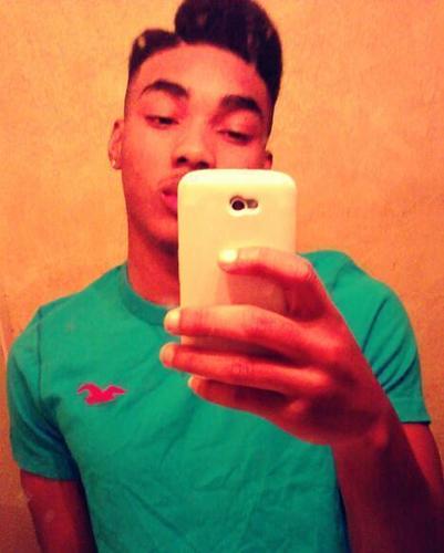 ima laid bck nigga in to them sportz I GOO HARD!!!!!