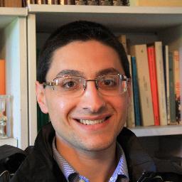 Docente di filosofia e storia. Teologia. Cultura, arte, fotografia. Pittura e poesia come linguaggi dell’anima. Volontariato.