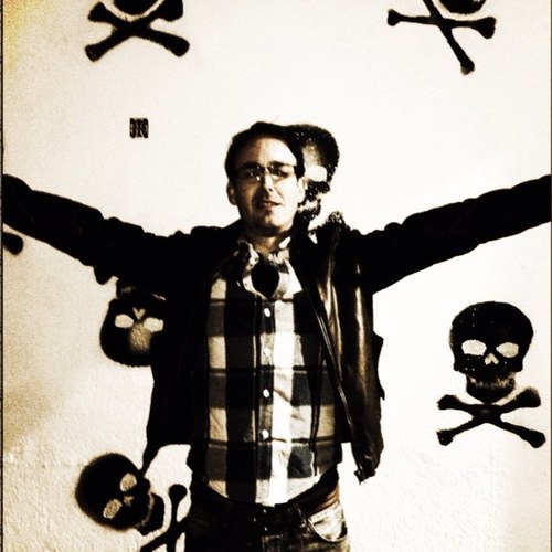 Guitarist with Irish rock band VALENTINO IS DEAD. New album 'Misadventures in Punk Rock OUT NOW! Get a free download here: