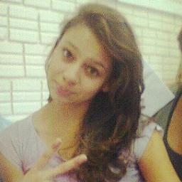 Morena, alta, gremista, a e eu tenho medo de escuro :3