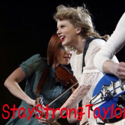 Taylor Swiftの画像botです
 (Meredith・TheAgency画像含む)
自動フォロバ 飽きたらブロックで
管理人 @tay13_meeei
