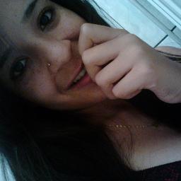 - ,Deus,família,namorado,amiigos,funk,roupas,sapatos,baaladas,palmeeiras,chocolate,coca-cola,celular' *