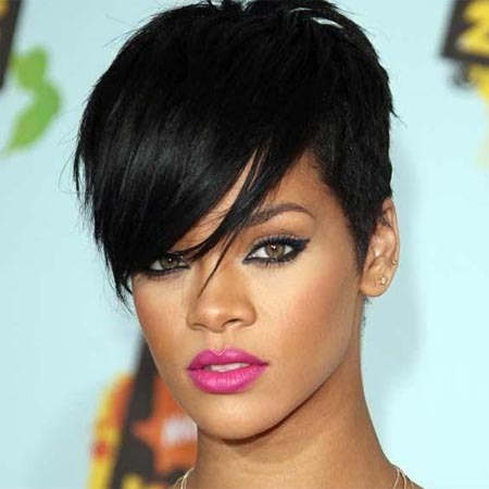 ----------------------- Actu et Biographie de Rihanna ----------------------- T'est trop belle !