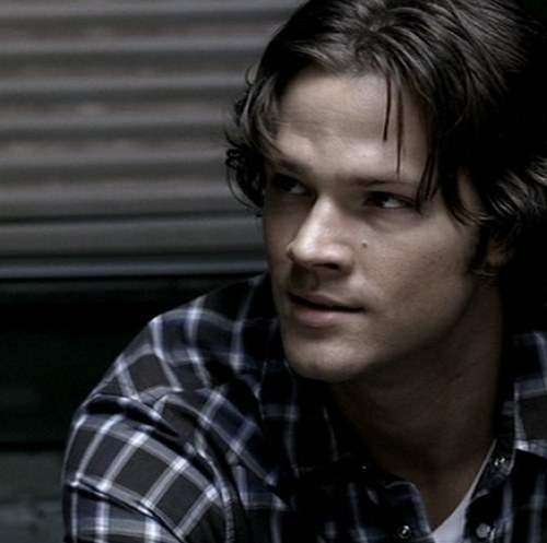 Younger, Smarter, Cooler, And Hotter Winchester. @AmazingDW69 Is My Older Brother. I'm A Supernatural Freak Who Hunts The Supernatural.
