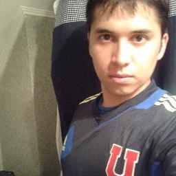 20 años. Chileno. Estudiante de Biotecnologia (UFRO). Hincha del romántico viajero.