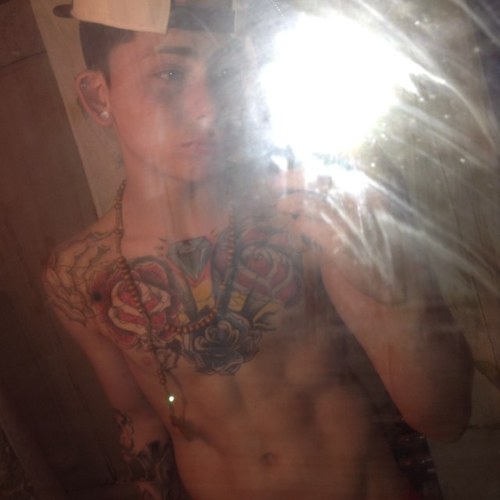 iinkedUpp's profile picture. 16 Music,Bud,Sports Follow Me I Follow Back!