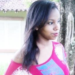 Eu faço da dificuldade a minha motivação.(Charlie Brown jr.)