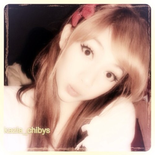 @Kezia_ChiBi's pard (Kazia). Part of @CheriBiysINDO. #GenkPardCantik #TrioCute. More? Fav!