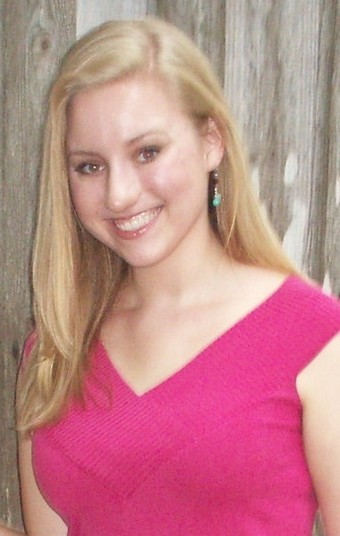 elfsims's profile picture. Interior Design Consultant, Marketing Manager, and HGTV addict.