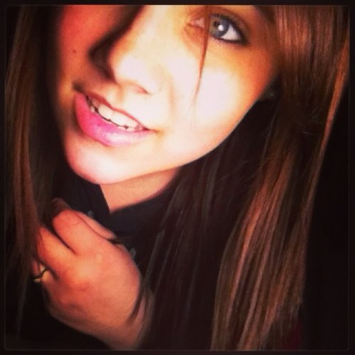 Single ;* Im being myself from now on out. If you don't like it I'm sorry...I'm not on this planet to please you.