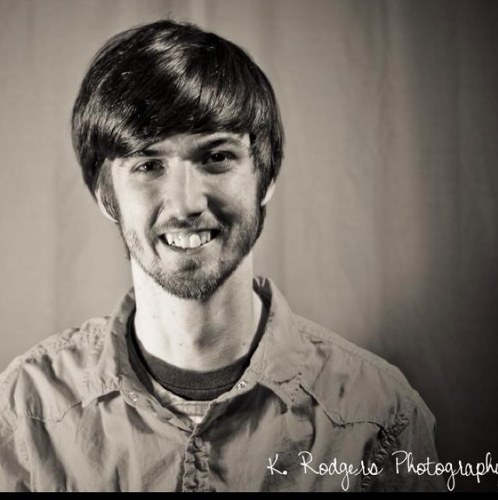 AlphaUn0's profile picture. love life. love people. love God.